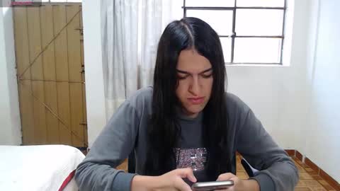 Snapshot of vivianalatin chatting on 9, 2, 2026 instagram Viviana73215 online show from 9, 2, 2026