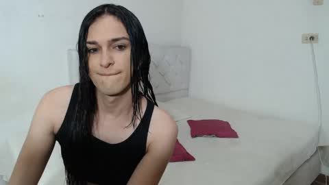 Snapshot of vivianalatin chatting on 10, 5, 2026 instagram Viviana73215 online show from 10, 5, 2026