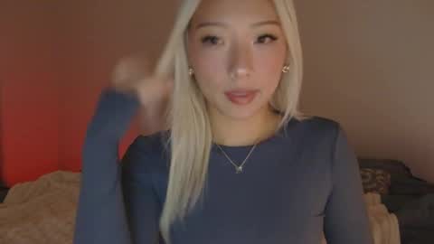 Snapshot of vivianwinters chatting on 7, 11, 2025 vivianwinters online show from 7, 11, 2025