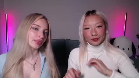 Snapshot of vivianwinters chatting on 2, 12, 2025 vivianwinters online show from 2, 12, 2025