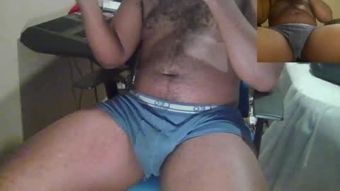 Snapshot of vividerblock45 chatting on 2, 12, 2024 youngbbc538 online show from 2, 12, 2024