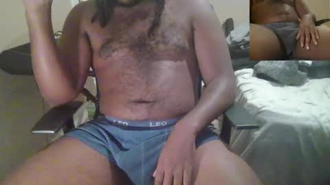 Snapshot of vividerblock45 chatting on 4, 12, 2024 youngbbc538 online show from 4, 12, 2024