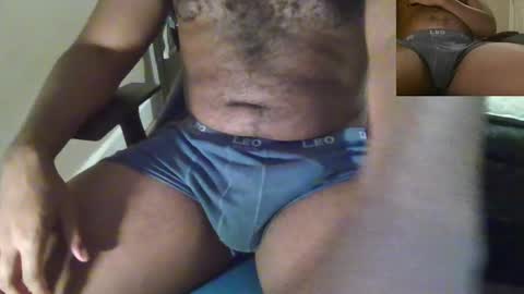 Snapshot of vividerblock45 chatting on 8, 12, 2024 youngbbc538 online show from 8, 12, 2024