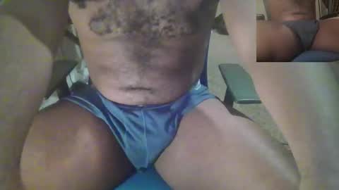 Snapshot of vividerblock45 chatting on 16, 12, 2024 youngbbc538 online show from 16, 12, 2024