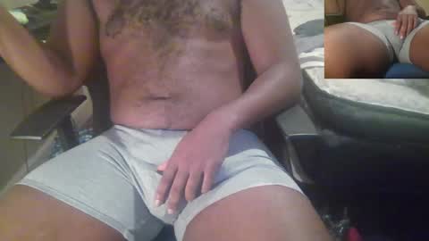 Snapshot of vividerblock45 chatting on 18, 12, 2024 youngbbc538 online show from 18, 12, 2024