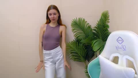 Vivien online show from 7, 2, 2025