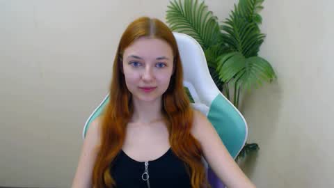 Vivien online show from 4, 3, 2025