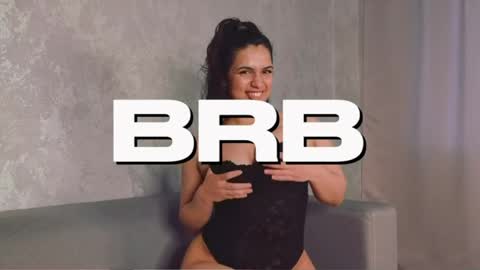 Snapshot of vivien_ross chatting on 18, 5, 2026 vivien_ross online show from 18, 5, 2026