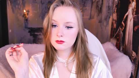 Vivien online show from 4, 4, 2026