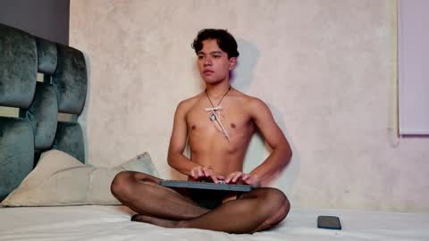 Snapshot of vix_hot chatting on 2, 5, 2026 vix_hot online show from 2, 5, 2026