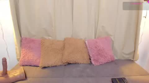 Snapshot of vixenia chatting on 21, 7, 2026 Vixenia online show from 21, 7, 2026