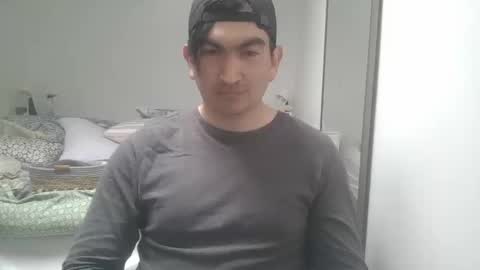 Snapshot of vladir_9 chatting on 8, 11, 2025 vladir_9 online show from 8, 11, 2025