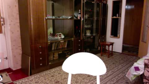 Violetta Elysia online show from 3, 2, 2026