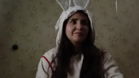 voulezvous_angel online show from 12, 4, 2026