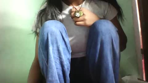 Snapshot of vounialdy chatting on 7, 2, 2025 vounialdy online show from 7, 2, 2025