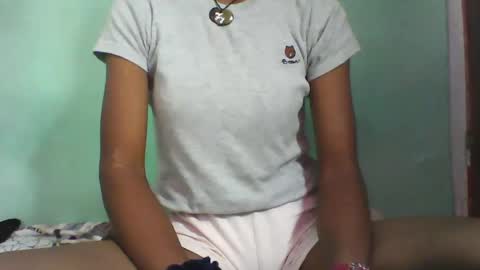 Snapshot of vounialdy chatting on 8, 2, 2025 vounialdy online show from 8, 2, 2025