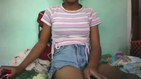 Snapshot of vounialdy chatting on 24, 2, 2025 vounialdy online show from 24, 2, 2025