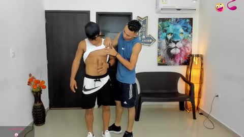 voyeurism_guys online show from 20, 11, 2025