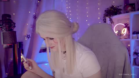 vronnier online show from 14, 9, 2025