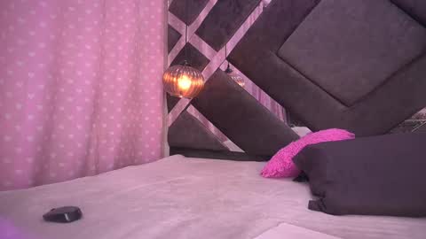 Violeta online show from 21, 2, 2025