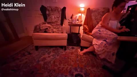 wakehimup online show from 19, 12, 2025