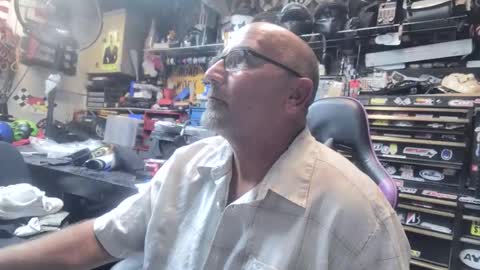 Snapshot of wakesblowinclouds chatting on 29, 10, 2025 wakesblowinclouds online show from 29, 10, 2025