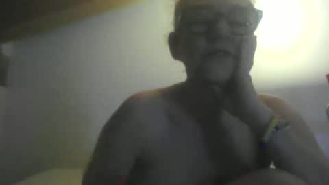 Snapshot of wandamanara chatting on 15, 4, 2026 wandamanara online show from 15, 4, 2026