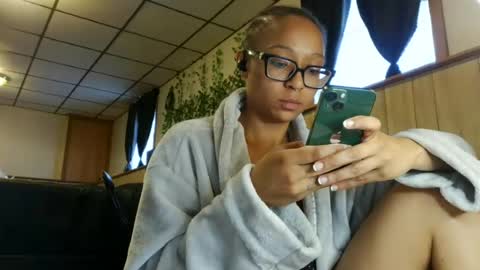 Snapshot of wanderlustgaal chatting on 3, 7, 2026 wanderlustgaal online show from 3, 7, 2026