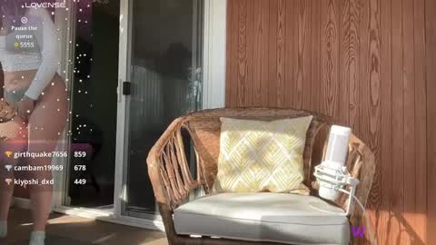 Snapshot of wanderlustjade chatting on 3, 1, 2025 Jade  Adonis online show from 3, 1, 2025