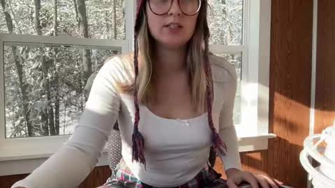 Snapshot of wanderlustjade chatting on 11, 1, 2025 Jade  Adonis online show from 11, 1, 2025