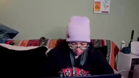 Waningrose  Lu online show from 17, 2, 2025