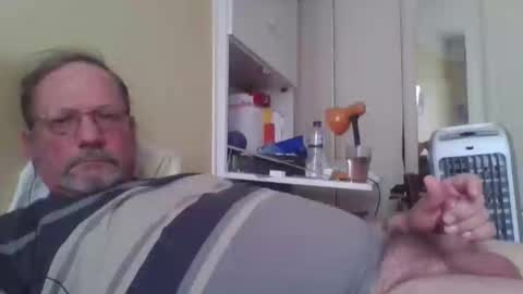 Snapshot of wanky357 chatting on 22, 9, 2025 Tibo Love online show from 22, 9, 2025