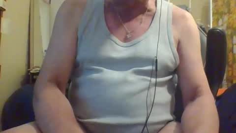 Snapshot of wanky357 chatting on 9, 10, 2025 Tibo Love online show from 9, 10, 2025