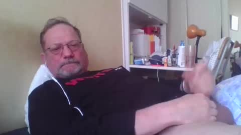 Snapshot of wanky357 chatting on 23, 2, 2026 Tibo Love online show from 23, 2, 2026