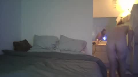 Sunny online show from 4, 3, 2026