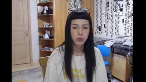 Mina online show from 6, 2, 2026