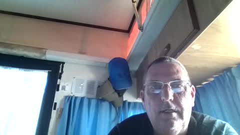 Snapshot of wazahardon2 chatting on 21, 10, 2025 wazahardon2 online show from 21, 10, 2025