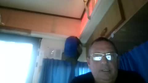 Snapshot of wazahardon2 chatting on 2, 11, 2025 wazahardon2 online show from 2, 11, 2025