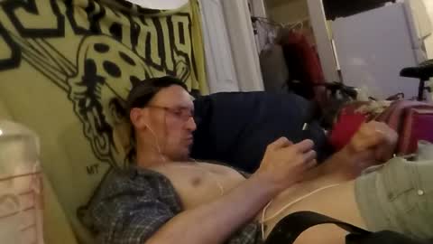 Snapshot of wbeeee420 chatting on 4, 7, 2026 Phil virgo online show from 4, 7, 2026