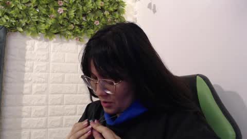 Trixie 3 online show from 6, 3, 2025