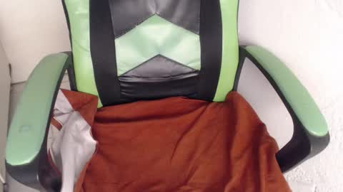 Trixie 3 online show from 17, 10, 2025