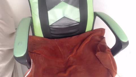 Trixie 3 online show from 20, 10, 2025