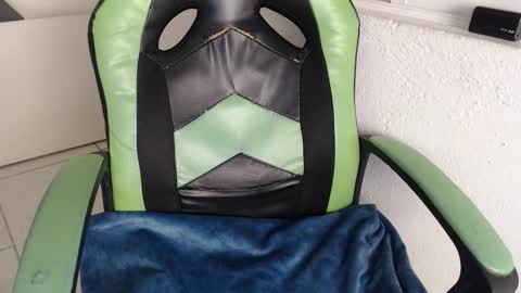 Trixie 3 online show from 1, 11, 2025