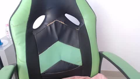 Trixie 3 online show from 13, 4, 2026