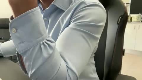 Weapon X online show from 15, 4, 2026