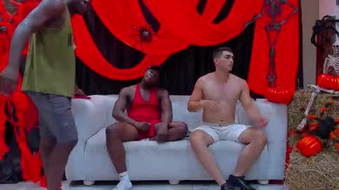 Jhonny Dick  his neighbors. online show from 27, 10, 2025