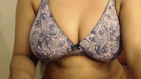 mina online show from 18, 3, 2026