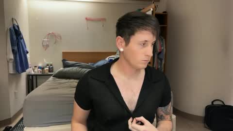 Snapshot of webslingxxxx chatting on 4, 12, 2024 webslingxxxx online show from 4, 12, 2024