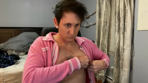 Snapshot of webslingxxxx chatting on 2, 1, 2025 webslingxxxx online show from 2, 1, 2025