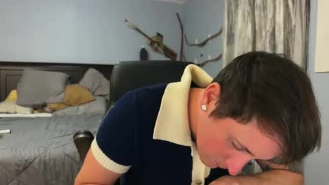 Snapshot of webslingxxxx chatting on 5, 1, 2025 webslingxxxx online show from 5, 1, 2025